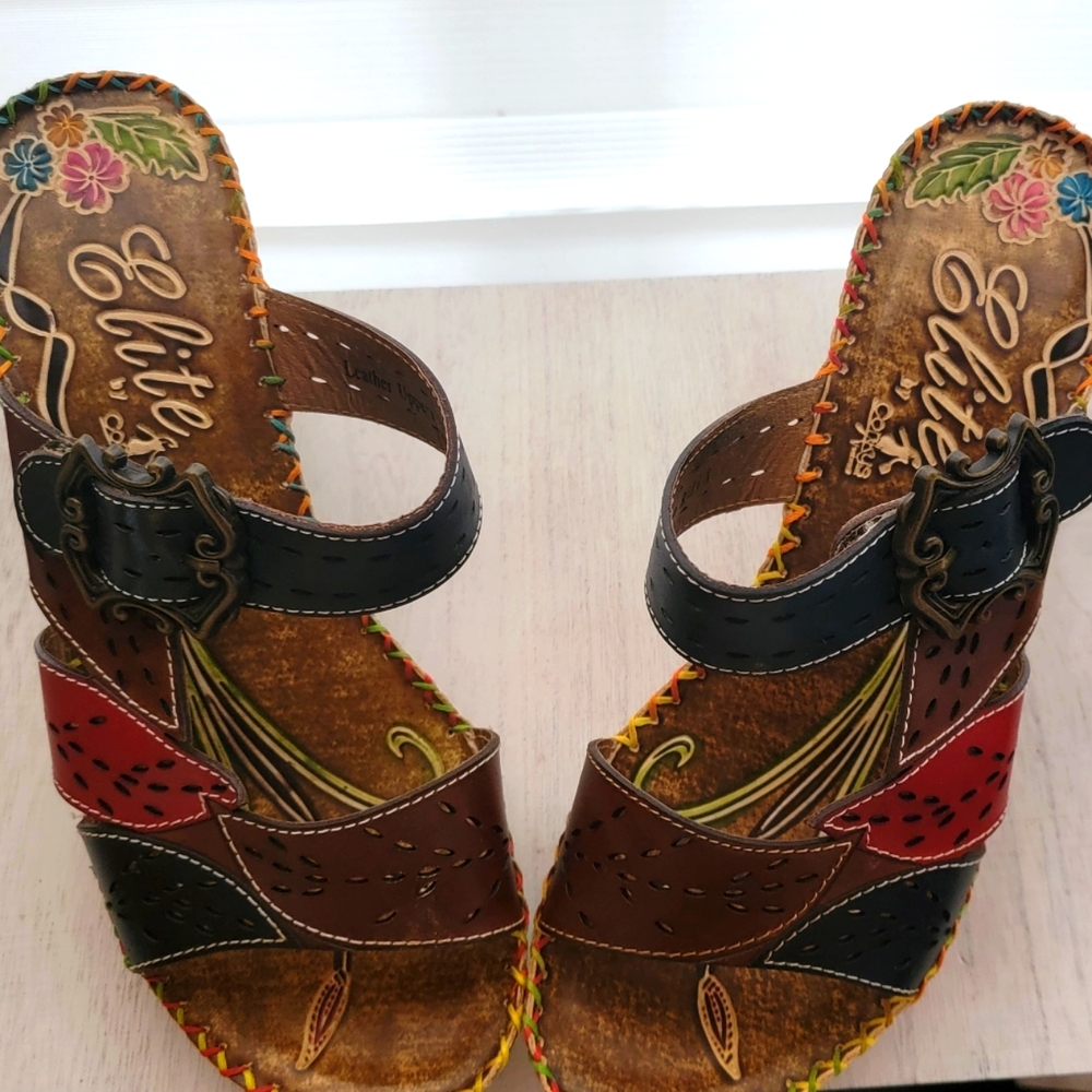 Corky's Elite Shoes, size 7.5, multi-colored